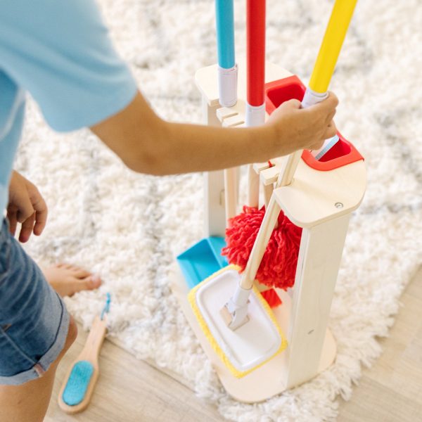 Deluxe Sparkle & Shine Cleaning Set - Image 7