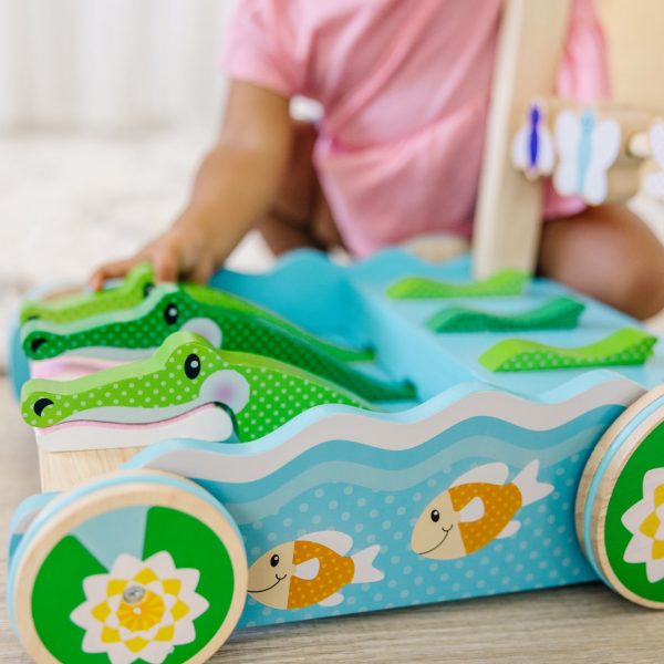 First Play Chomp & Clack Alligator Push Toy - Image 6