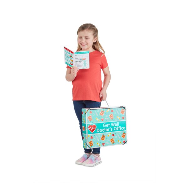 Deluxe Doctor’s Office Play Set - Image 10